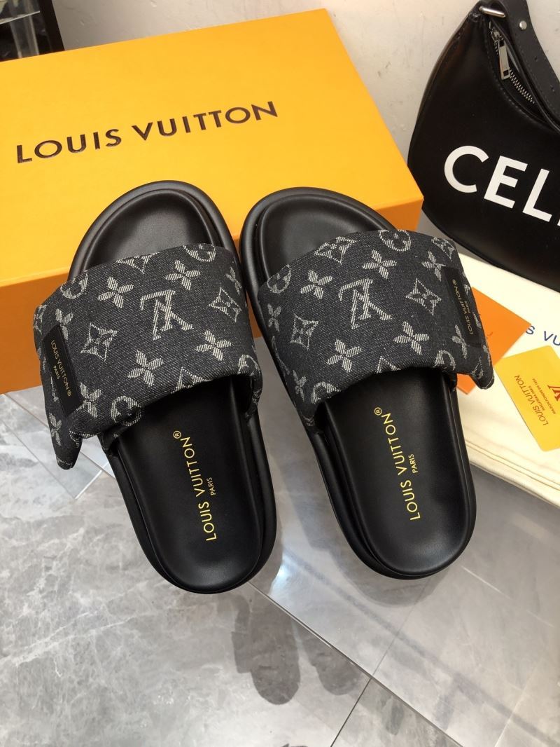 Louis Vuitton Slippers